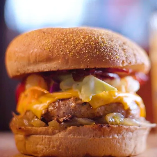 Mega Burguer