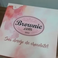 Caixa presente Brownie.com 28x28x13