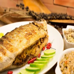 Matrinxã recheada com verduras