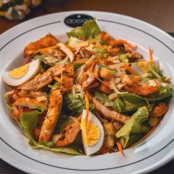 Frango Grelhado c/ Salada Ceasar