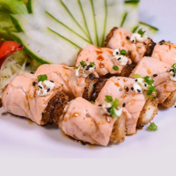 23 - Sashimi Salmão e Camarão