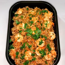 Arroz frito com camarão
