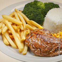 Filé mignon com fritas