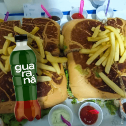 X-Tudo Aloprado Promo + Guarana 1 LT(3 pessoas)