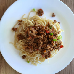 Espaguete ao Molho Bolognesa