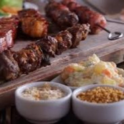 Espeto de carne (completo)