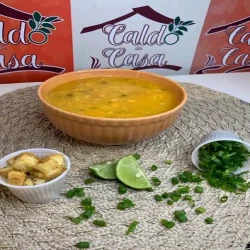 Caldo de frango