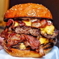 Alabama +200g Batata + Coca em lata