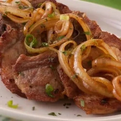 Bisteca Acebolada