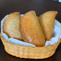 Calzone integral assado de frango