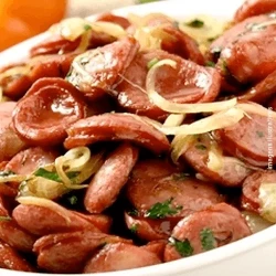 Marmita de Linguica de frango