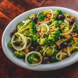 Salada de brocólis